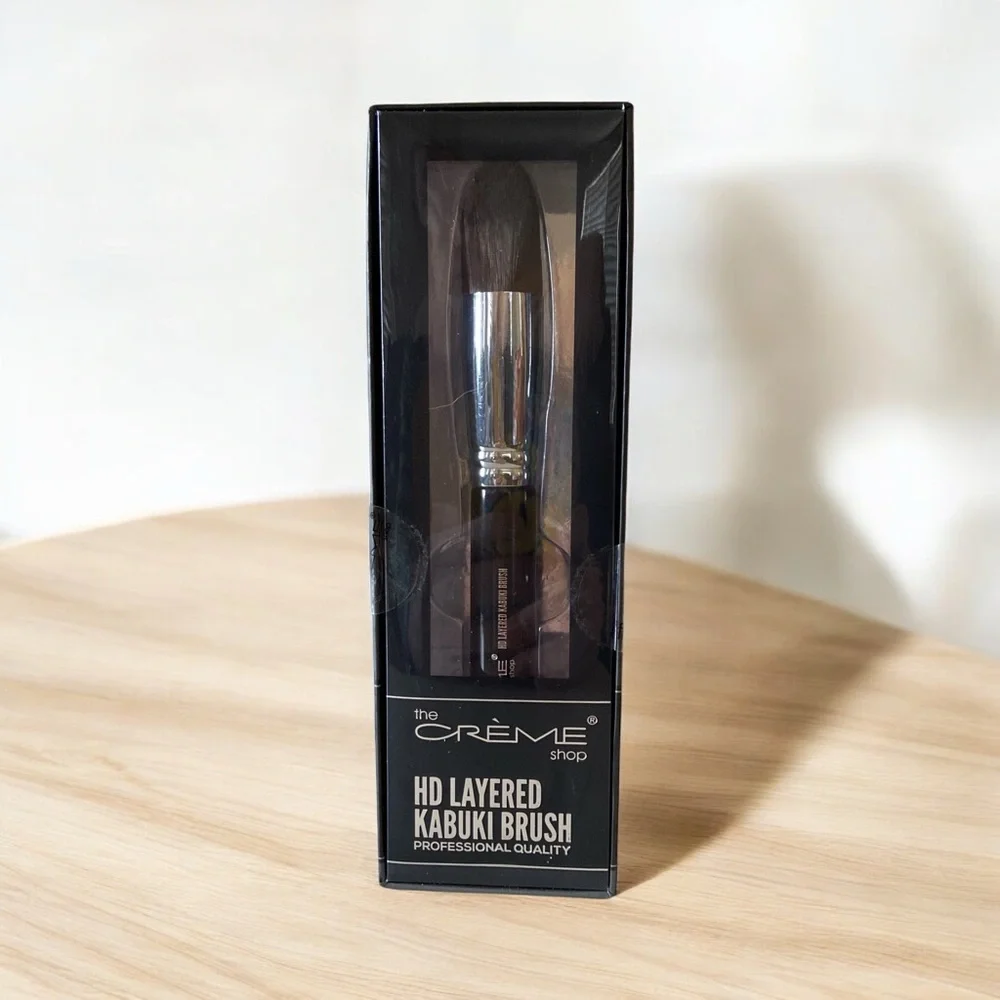 💎 The Crème Shop  HD Layered Kabuki Brush New In Box